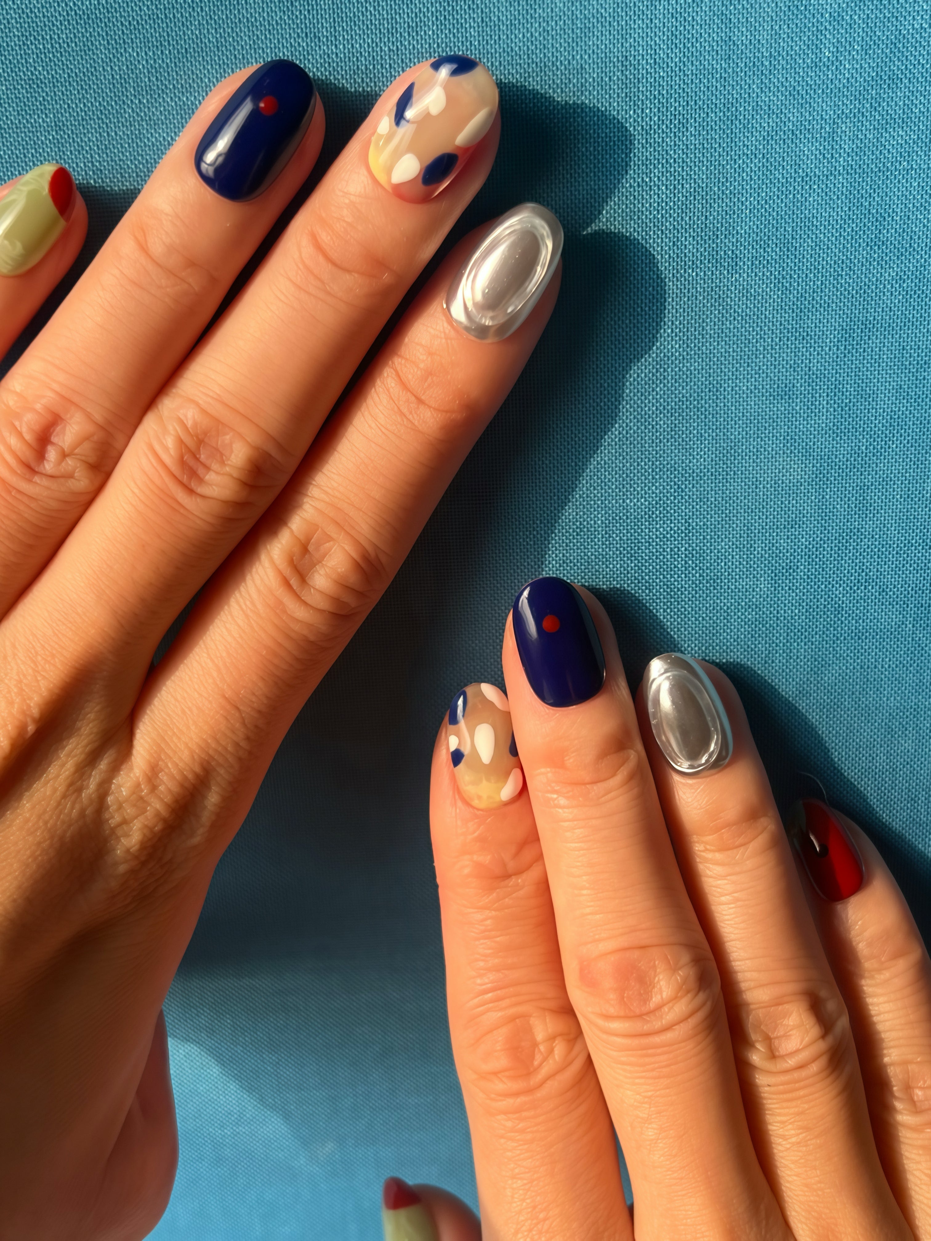 Designer colour-block press-on nails styled for everyday moments — salon-quality finish without salon time.